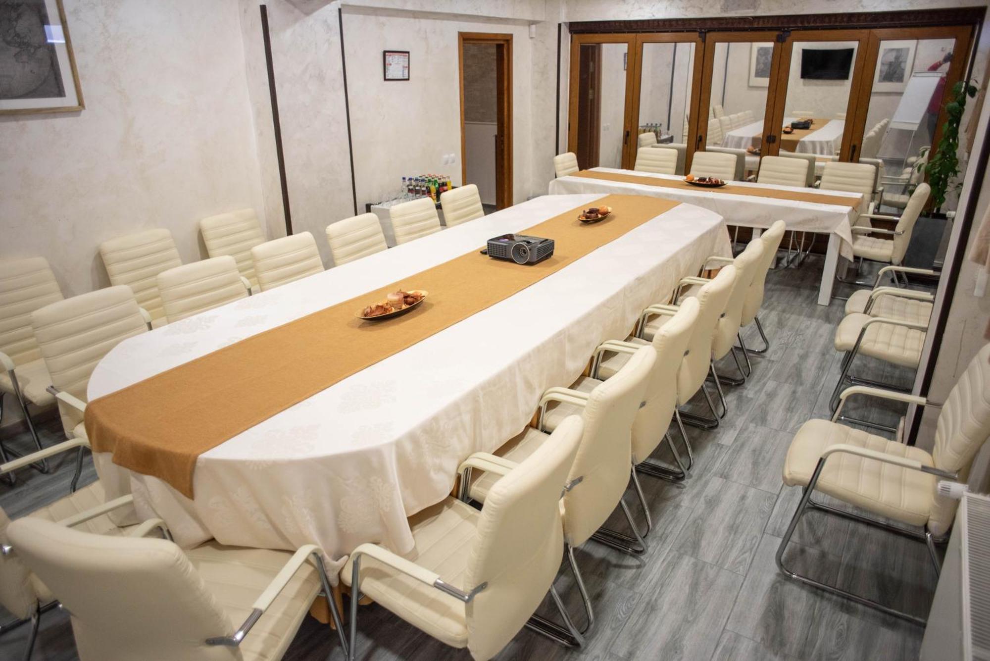 Hotel Marea Neagra Sinaia